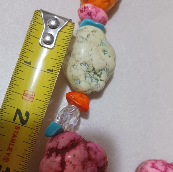 Artisan handcrafted howlite and rhinestone cross necklace - Picture 5 of 7